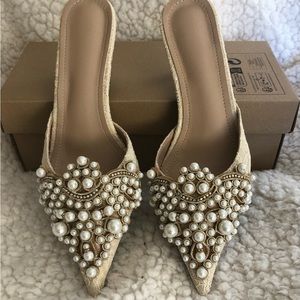 Ladies dress shoes
